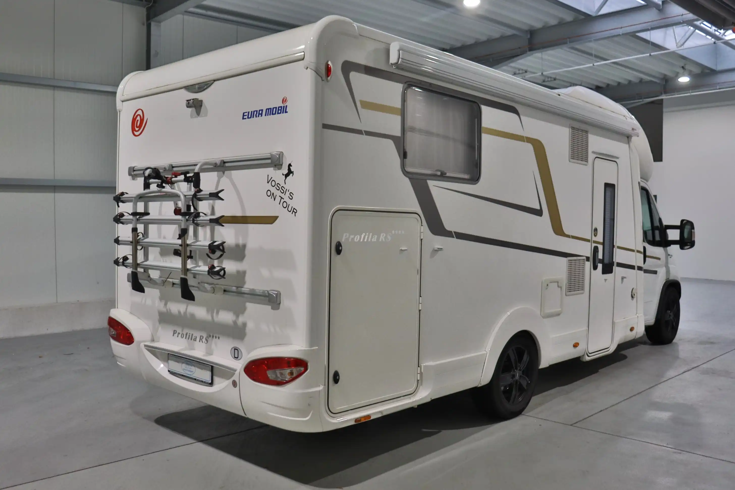 EURAMOBIL Profila RS 725 QB